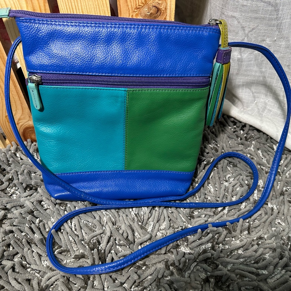 Vintage lli New York Genuine Leather Crossbody